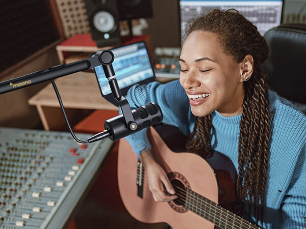 MAONO PD100 XLR Dynamic Microphone 