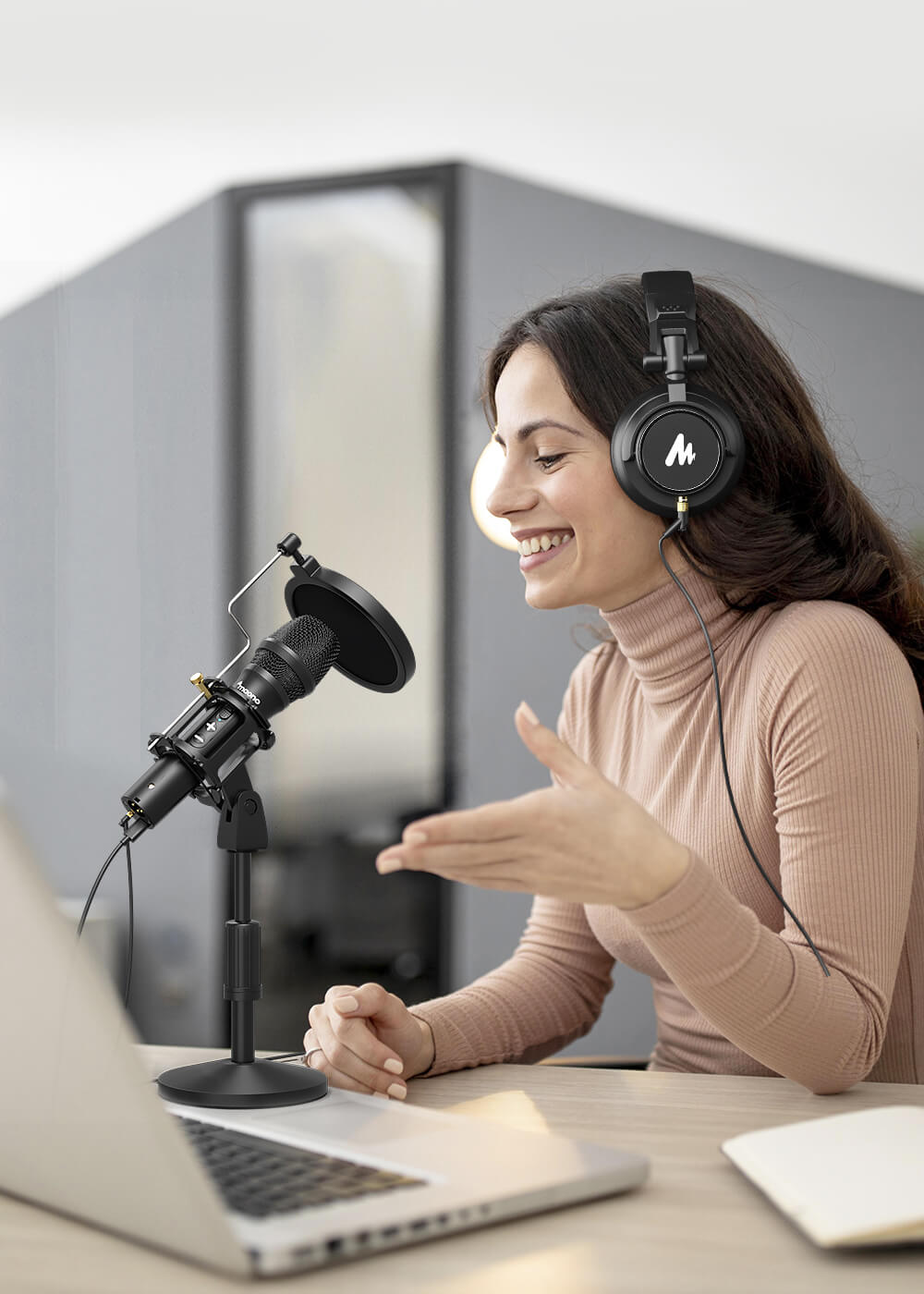 HD300T XLR/USB Internet microphone15